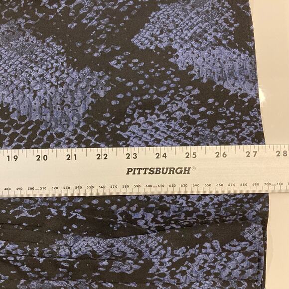 NWOT TAHARI Top S Black-Blue Snakeskin Pleated Snaps Long-Sleeve Henley Crepe - Picture 9 of 10